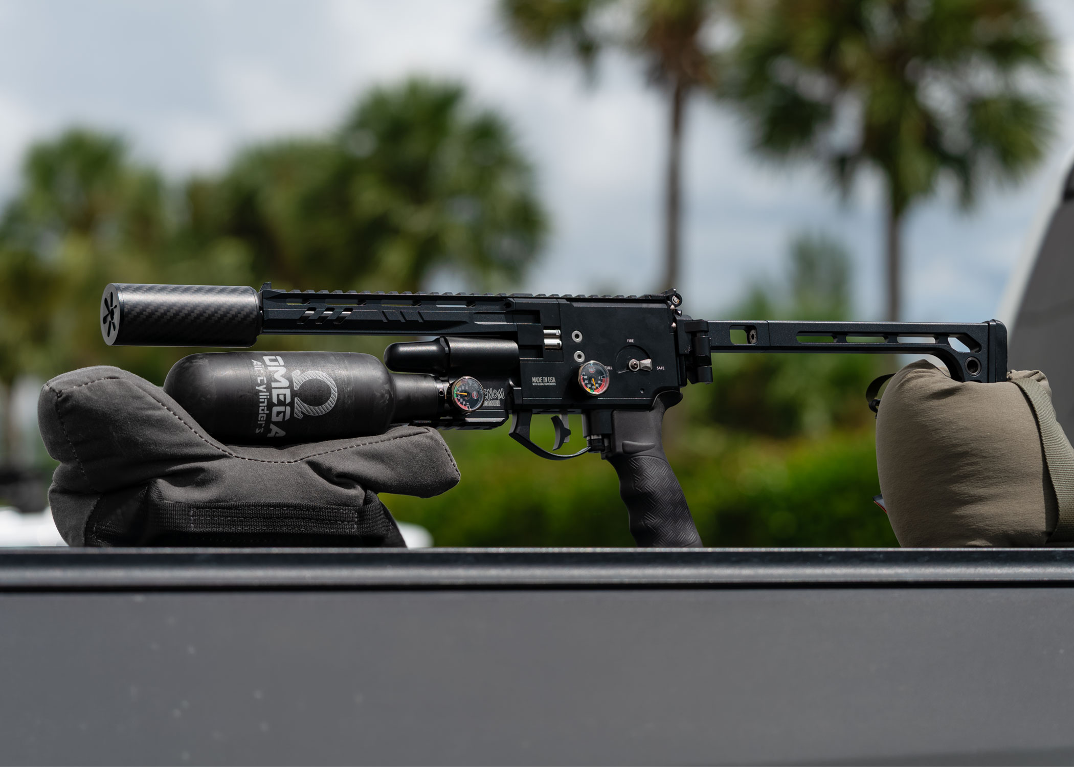 Western Airguns Mordax Venom Semi/Full Auto Air Pistol - Palm